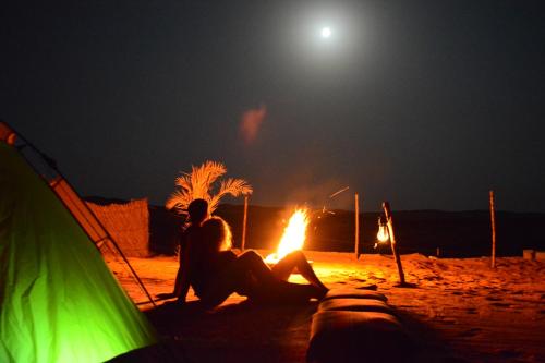 How Can I Experience Stargazing While Camping in Ras Al Khaimah?